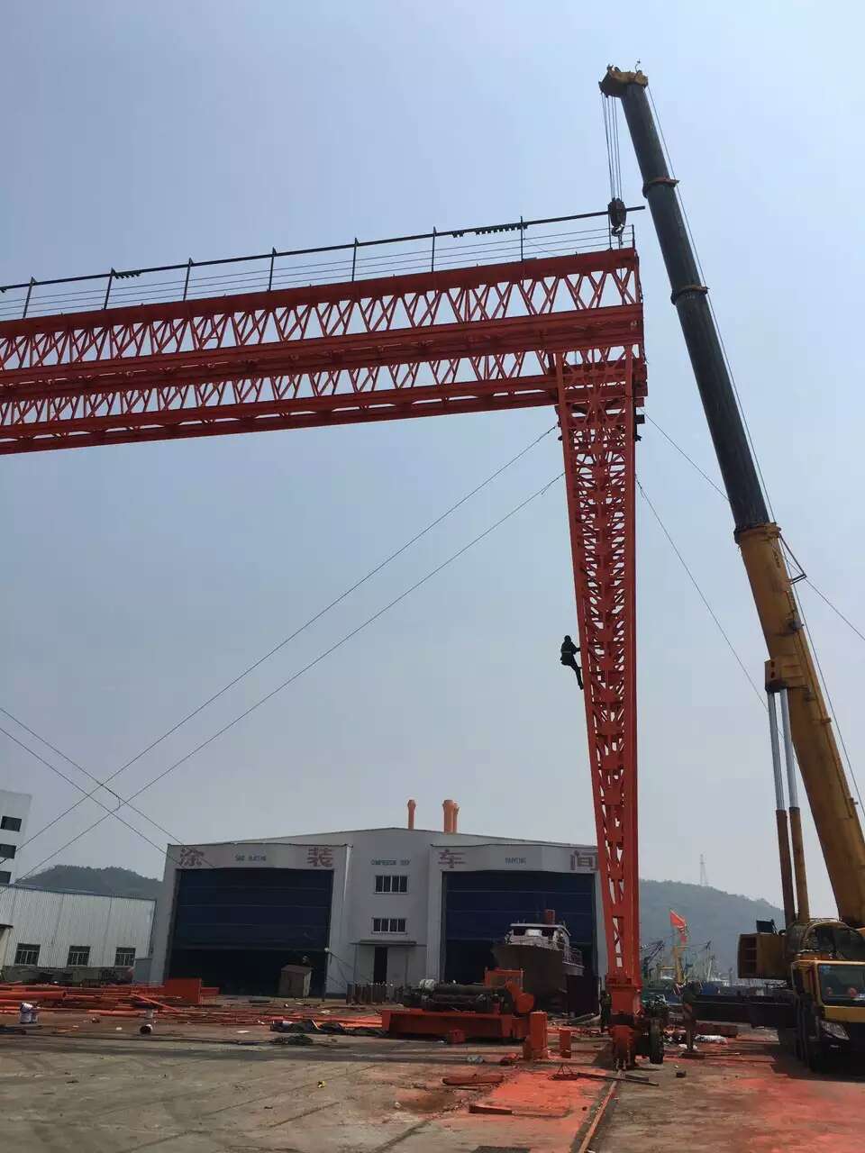 Simple type gantry crane for flower racks used in road and bridge engineering