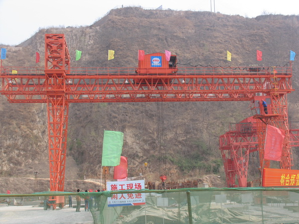 Procurement of double beam flower frame gantry crane for road and bridge engineering
