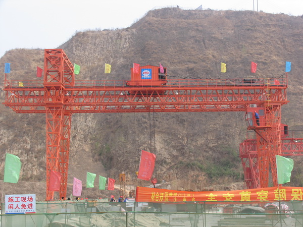 Procurement of double beam flower frame gantry crane for road and bridge engineering