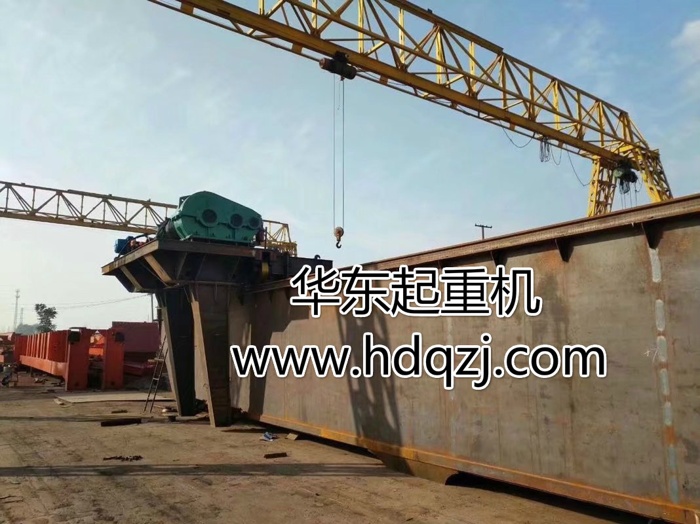 MDGtype32T-50MOn site production of partial hanging gantry crane
