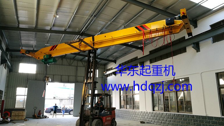 LDAInstallation site of electric single beam bridge crane