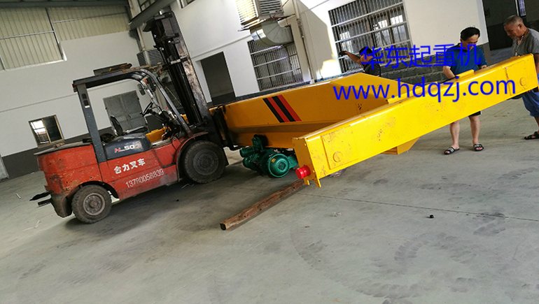 LDAInstallation site of electric single beam bridge crane
