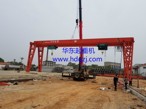 MHEType double hoist gantry crane|MHEType double hook gantry crane