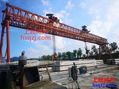 65Picture of ton lifting beam machine